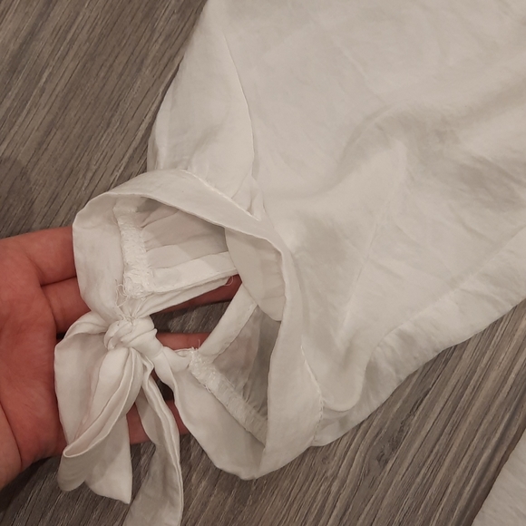 White off the shoulder blouse - Picture 4 of 5